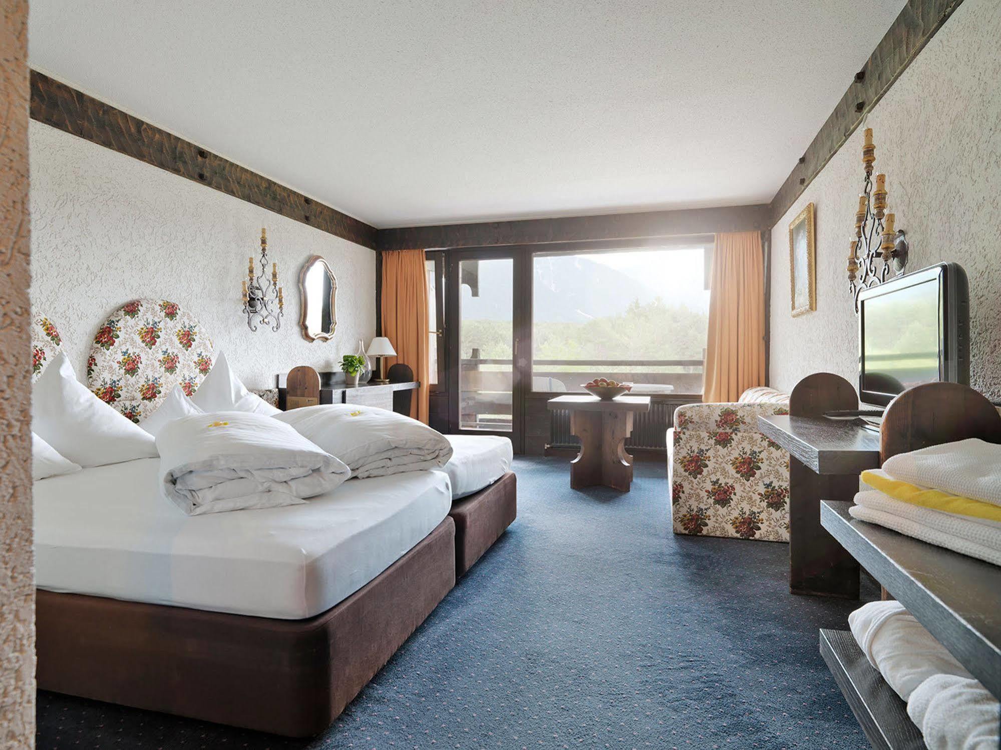 Kaysers Tirolresort - Wohlfuehlhotel Fuer Erwachsene ميمنغ المظهر الخارجي الصورة